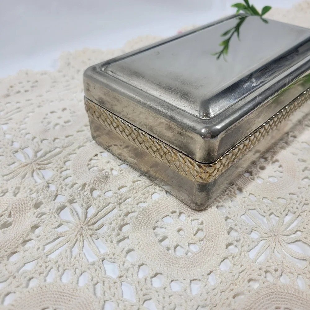 Vintage International Silver Company Jewelry Box Silverplated Vanity Trinket Box
